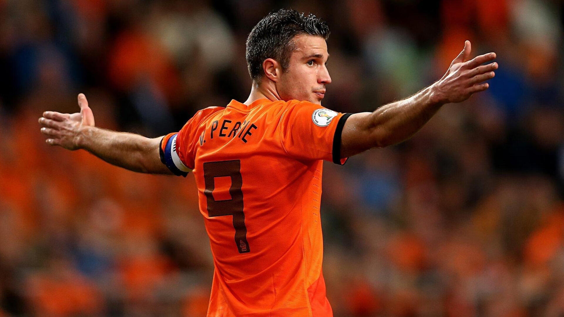 热议足球战术变阵方案，足球比赛常用的战术阵型